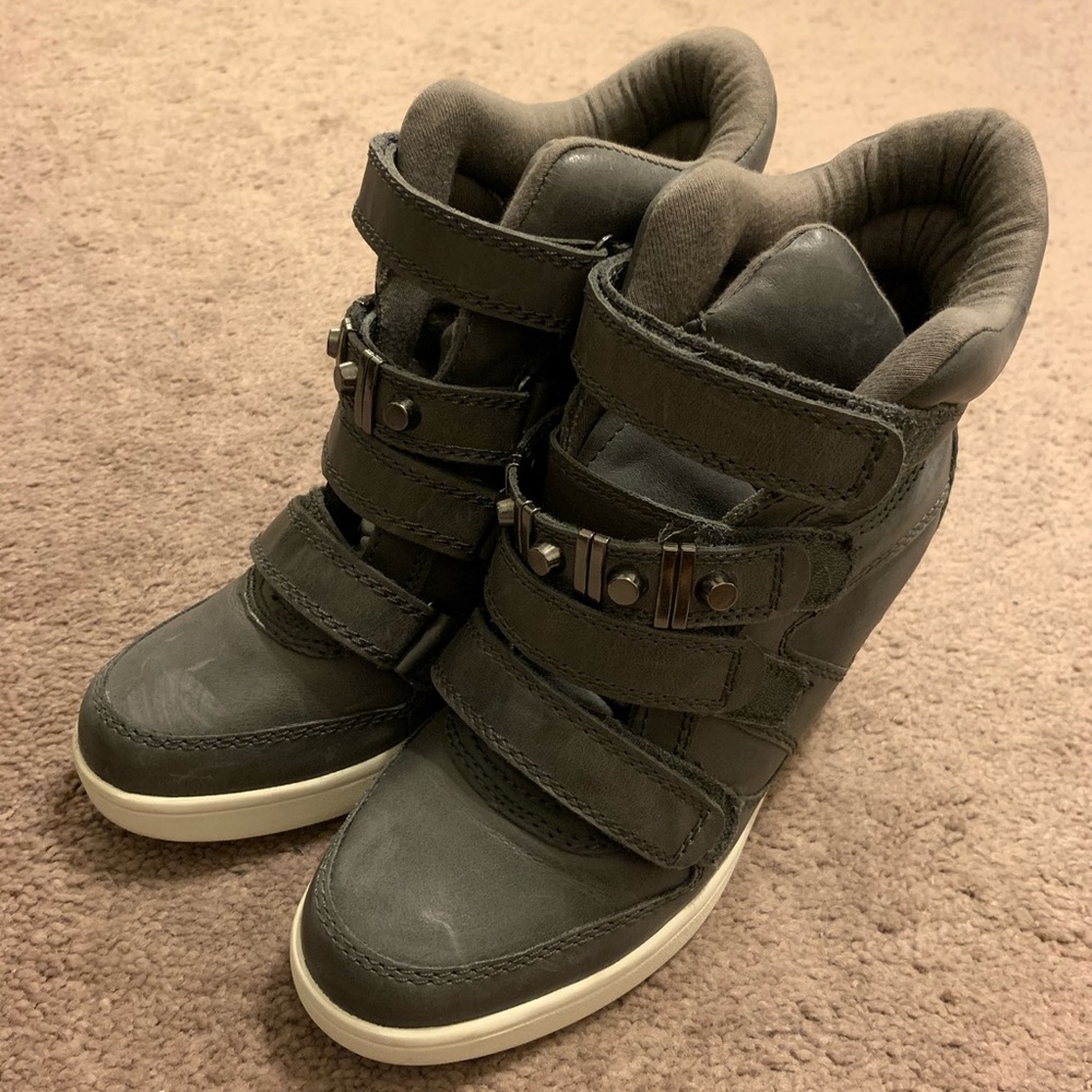 Aldo Women’s Leather Sneaker Wedge